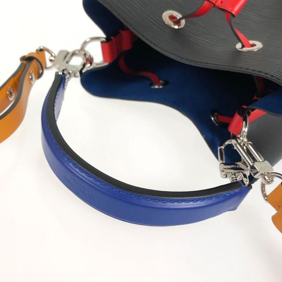 Louis Vuitton NeoNoe BB Epi Leather Shoulder Bag black - Picture 9 of 14